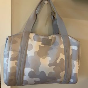 Dagne Dover Landon XL Haze Camo 🌟 💫